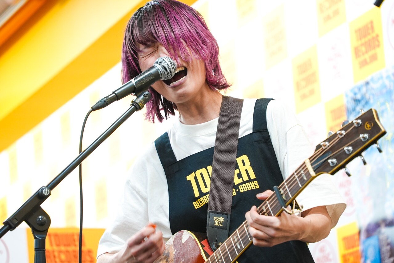 鈴木実貴子（Vo, G / 鈴木実貴子ズ） [画像・動画ギャラリー 8/17