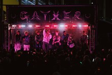 ONE OR EIGHTサプライズライブの様子。