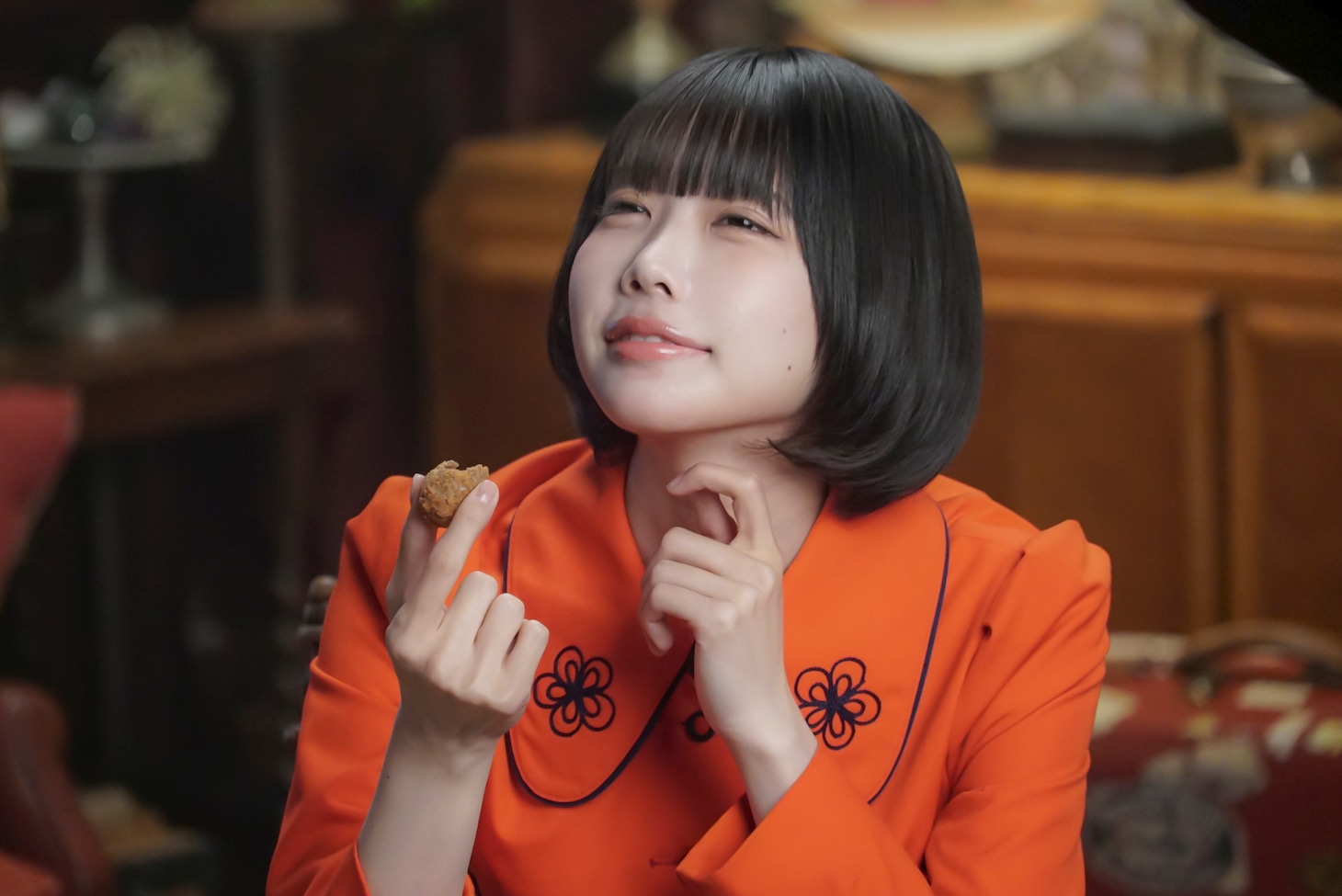 あのが出演するマクドナルドの新テレビCMのメイキングカット。