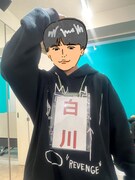 レコ大のカメリハで純烈・白川裕二郎さんの代役を務めた寅二朗くん。