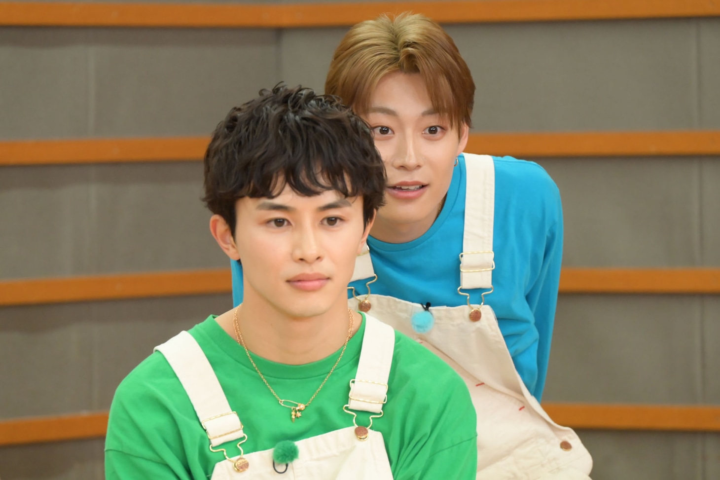 手前からタクヤ、アロハ。