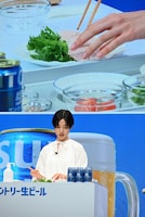 手際よく盛りつける河合優実。