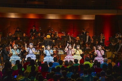 「billboard classics 超ときめき♡宣伝部 オーケストラ超最強説!!」の様子。