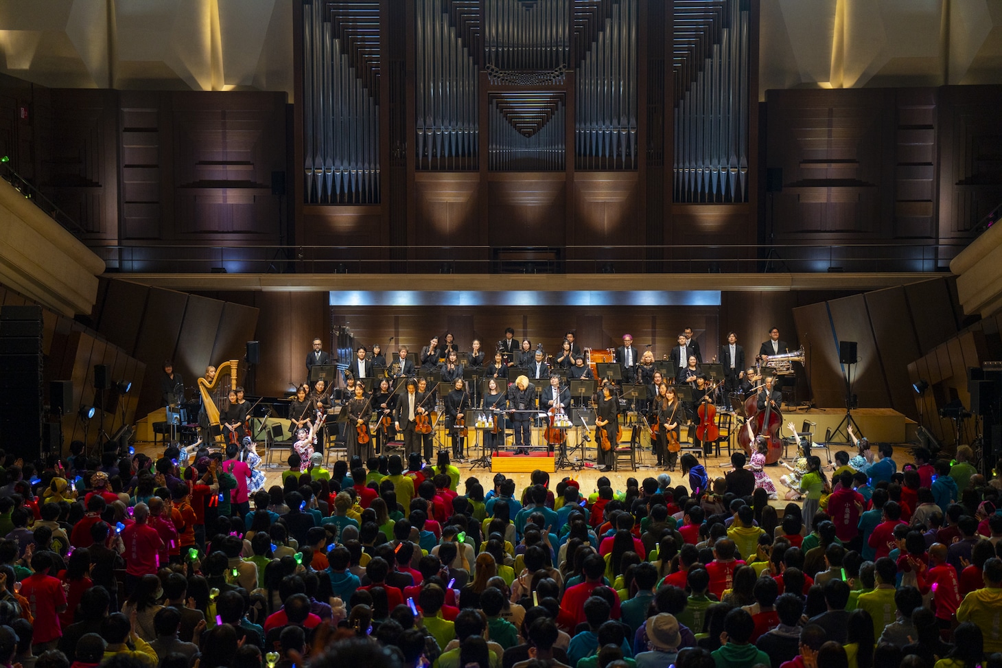 「billboard classics 超ときめき♡宣伝部 オーケストラ超最強説!!」の様子。