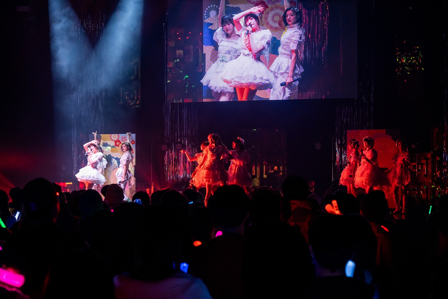 いぎなり東北産「いぎなりZeppツアー うま年 ～ペガサスときらめきパレード～」東京公演の様子。