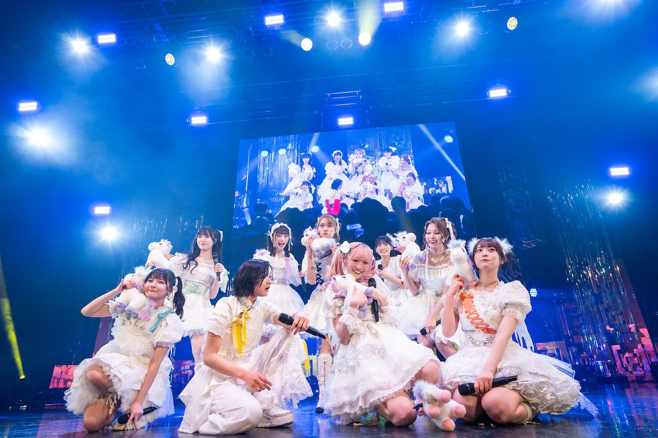 ペガサスのぬいぐるみを持ついぎなり東北産。