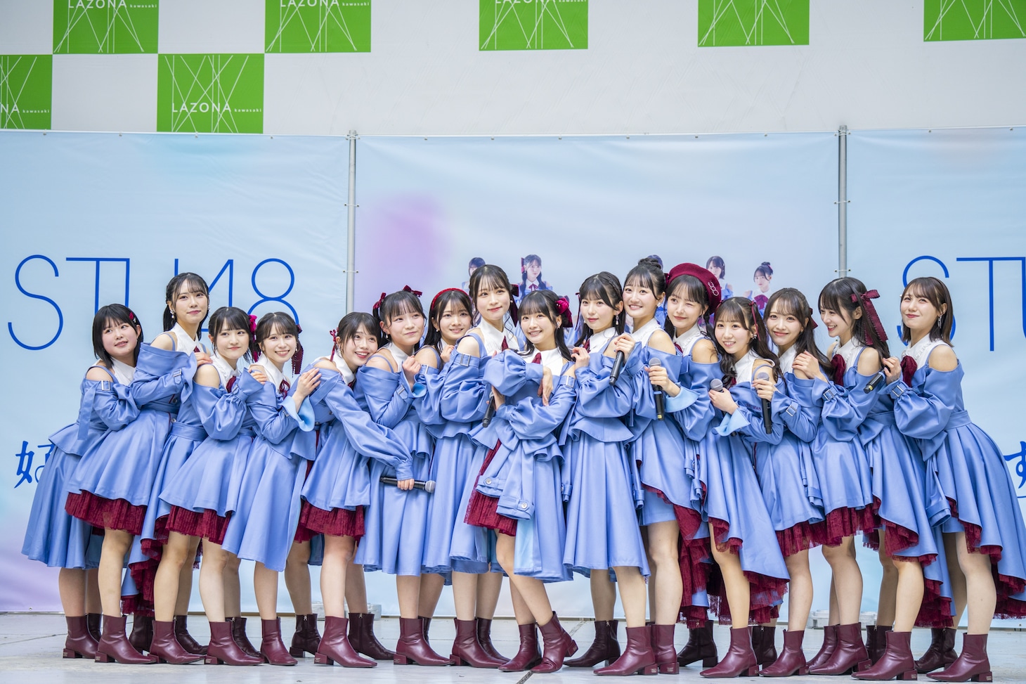 STU48「好きすぎて泣く」リリース記念イベントの様子。
