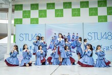STU48「好きすぎて泣く」リリース記念イベントの様子。