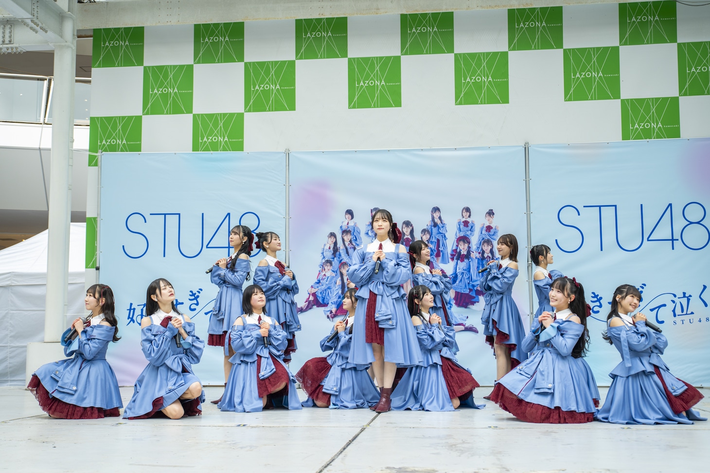 STU48「好きすぎて泣く」リリース記念イベントの様子。