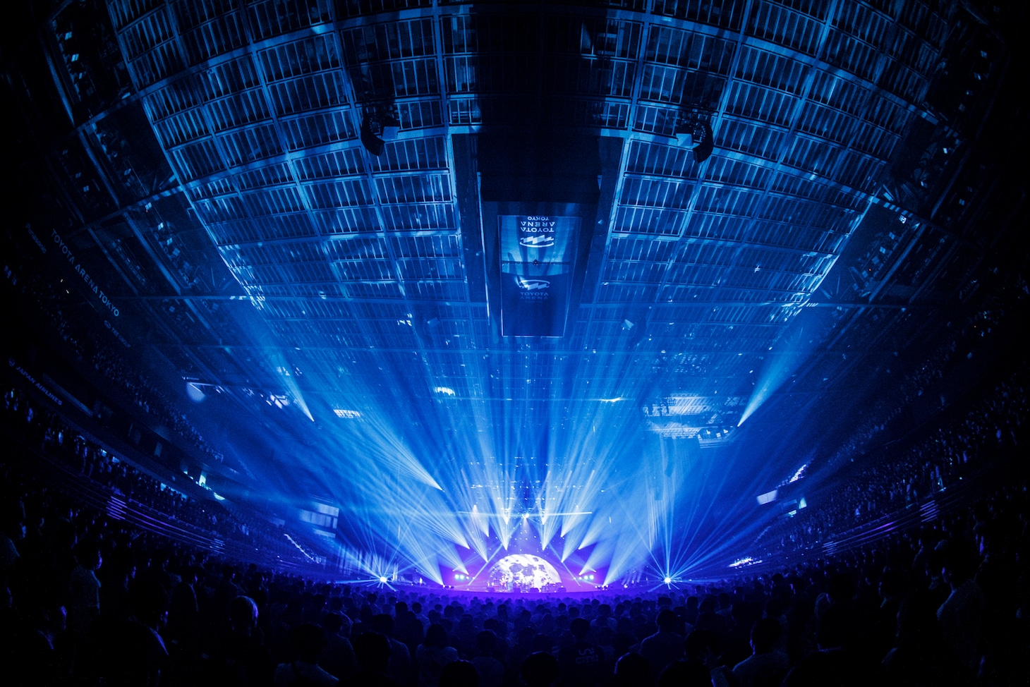 「UNISON SQUARE GARDEN TOUR 2025-2026『うるわしの前の晩』」ファイナル公演の様子。（Photo by Viola Kam［V'z Twinkle］）