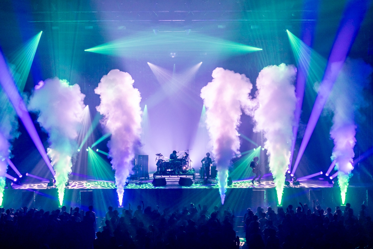 「UNISON SQUARE GARDEN TOUR 2025-2026『うるわしの前の晩』」ファイナル公演の様子。（Photo by Viola Kam［V'z Twinkle］）