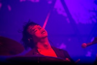 鈴木貴雄（Dr）（Photo by Viola Kam［V'z Twinkle］）