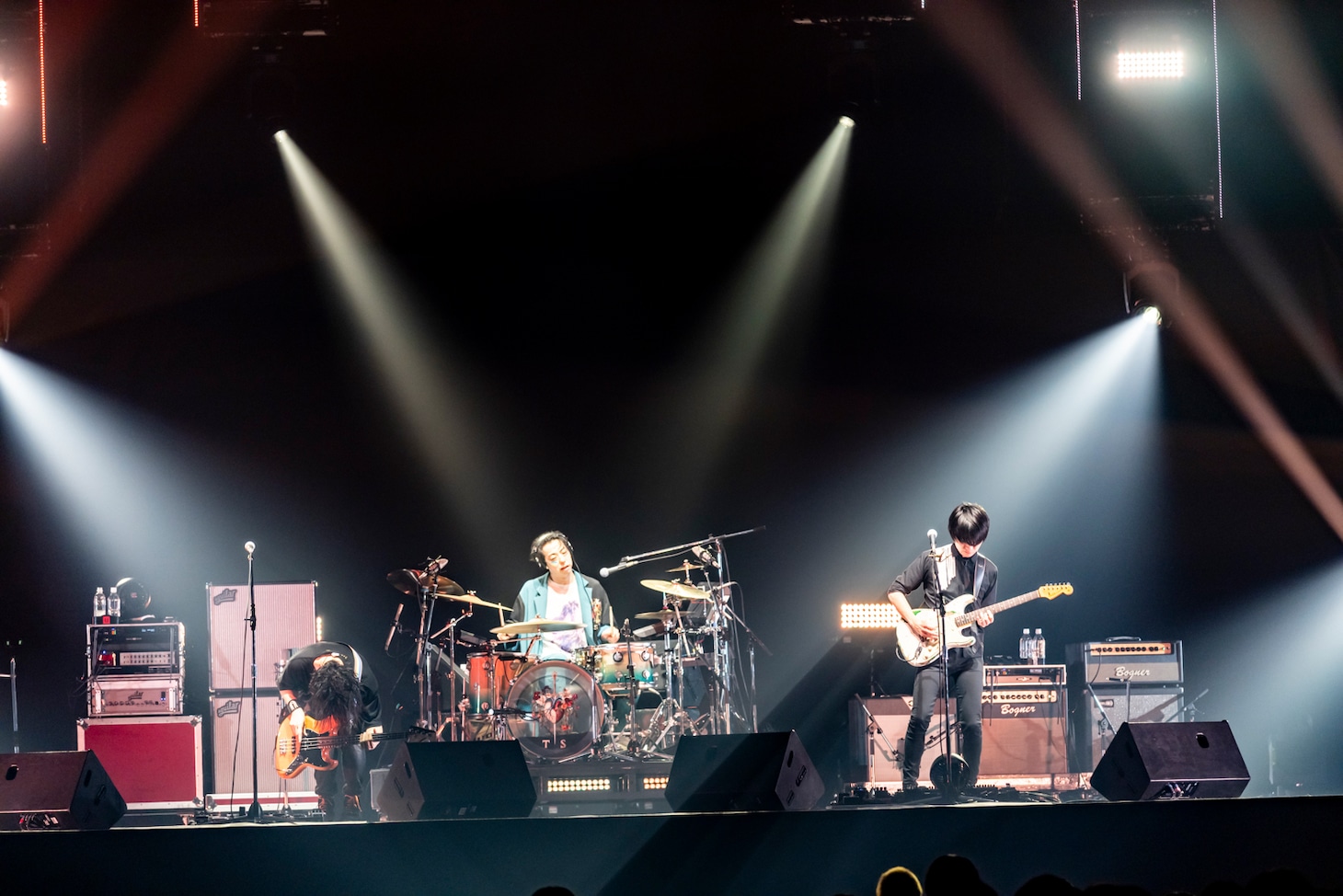 UNISON SQUARE GARDEN（Photo by Viola Kam［V'z Twinkle］）