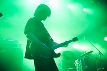 中尾憲太郎（B / ART-SCHOOL）（撮影：中野敬久）