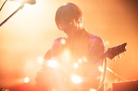 戸高賢史（G / ART-SCHOOL）（撮影：中野敬久）