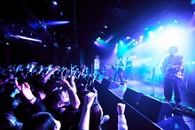 ART-SCHOOLのライブの様子。（撮影：中野敬久）