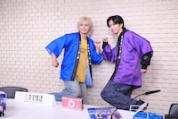 パネルなしでポーズを求められた稜海。