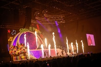 M!LK、代々木第一で届けた爆裂な愛と笑顔！「ちょっときらめくくない？」アリーナツアー晴れやかに幕