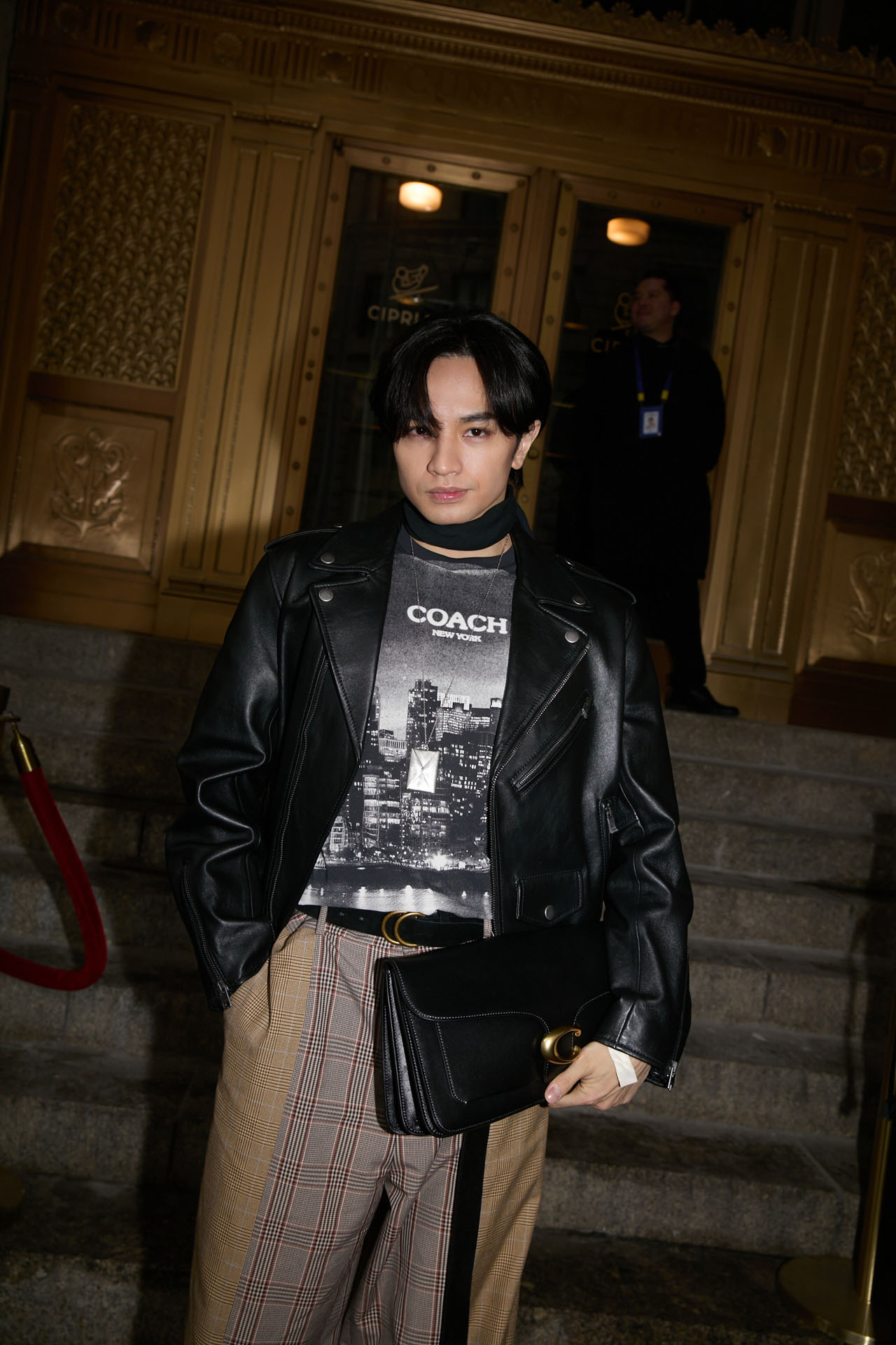 中島健人と幾田りらがニューヨークファッションウィークへ、COACHのショーに来場