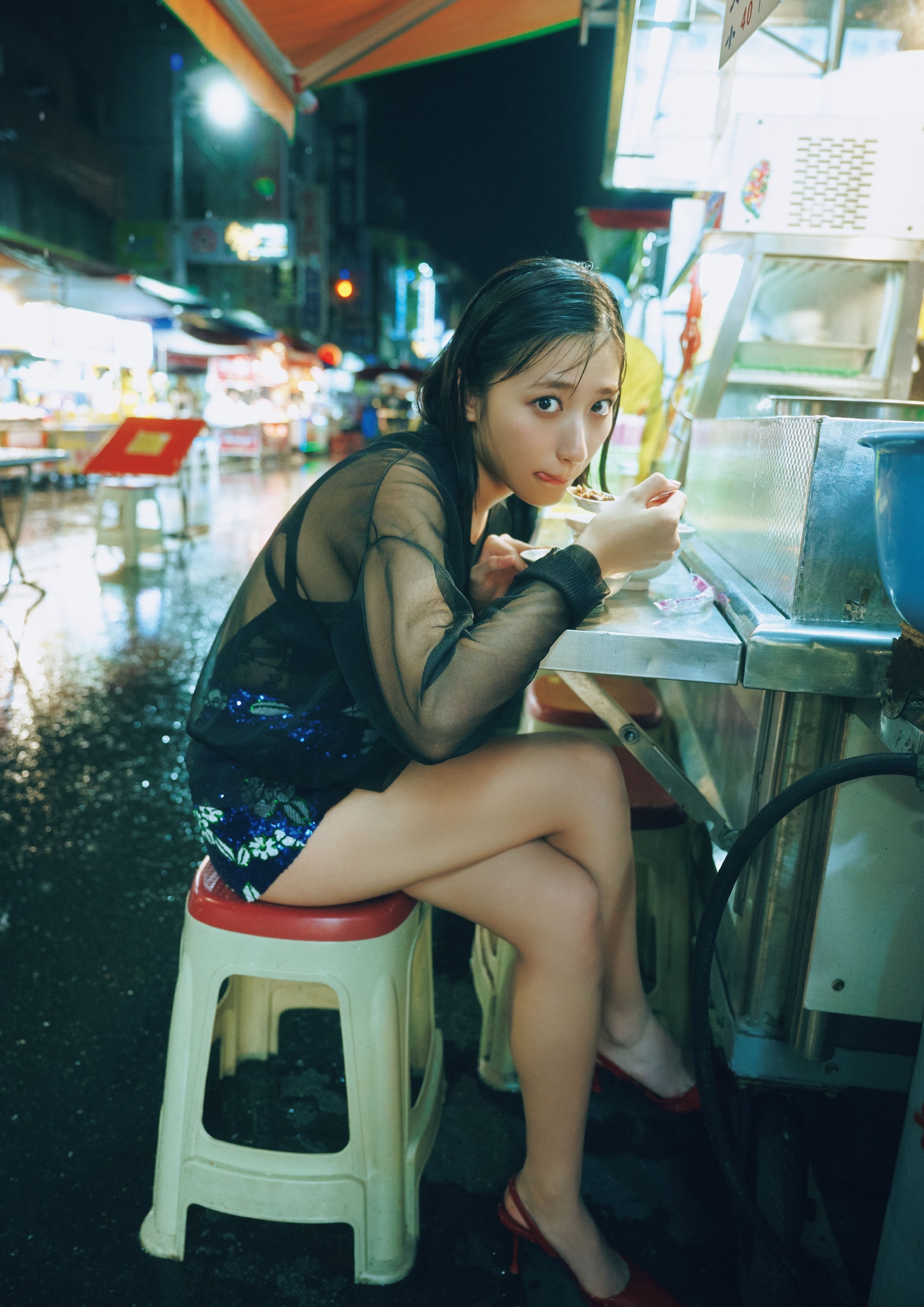 水野瞳（Devil ANTHEM.）の2nd写真集「キミの瞳に。」 より、本人のお気に入りカット。©岡本武志／白夜書房