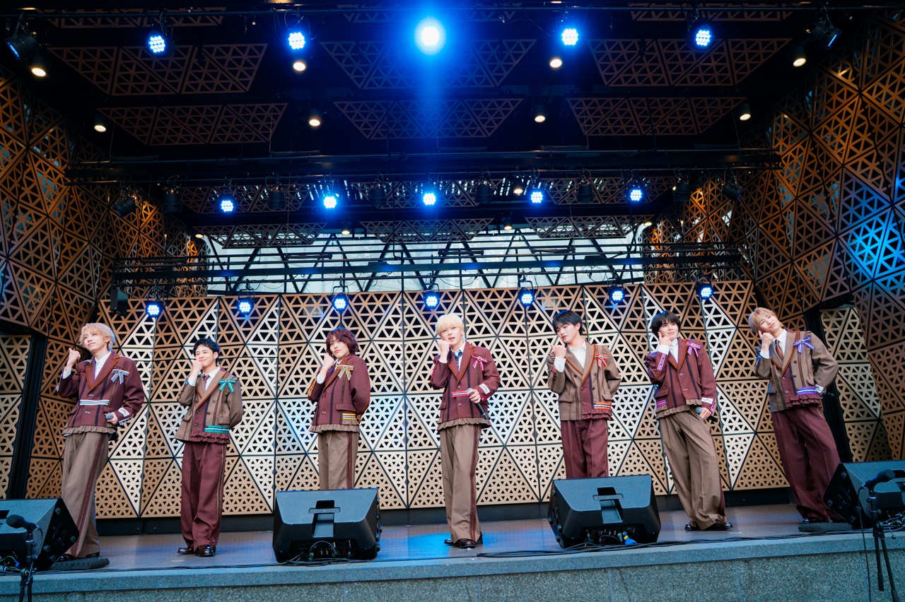 THE SUPER FRUIT（Photo by Ayaka.）