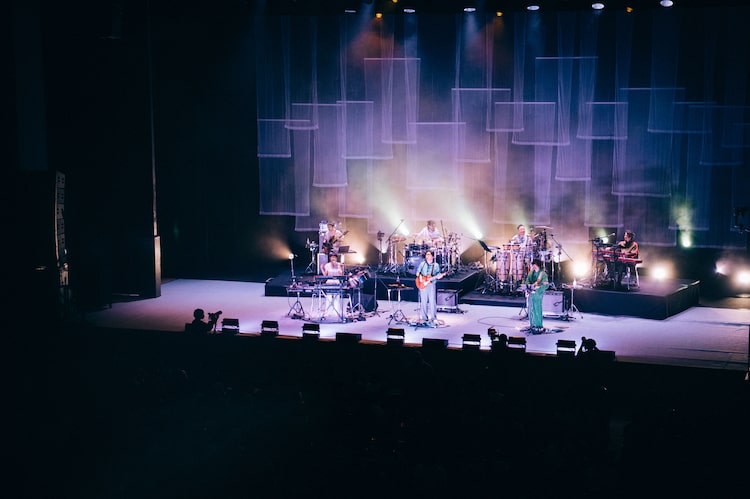 「KIRINJI TOUR 2026」東京・NHKホール公演の様子。（Photo by Kana Tarumi）