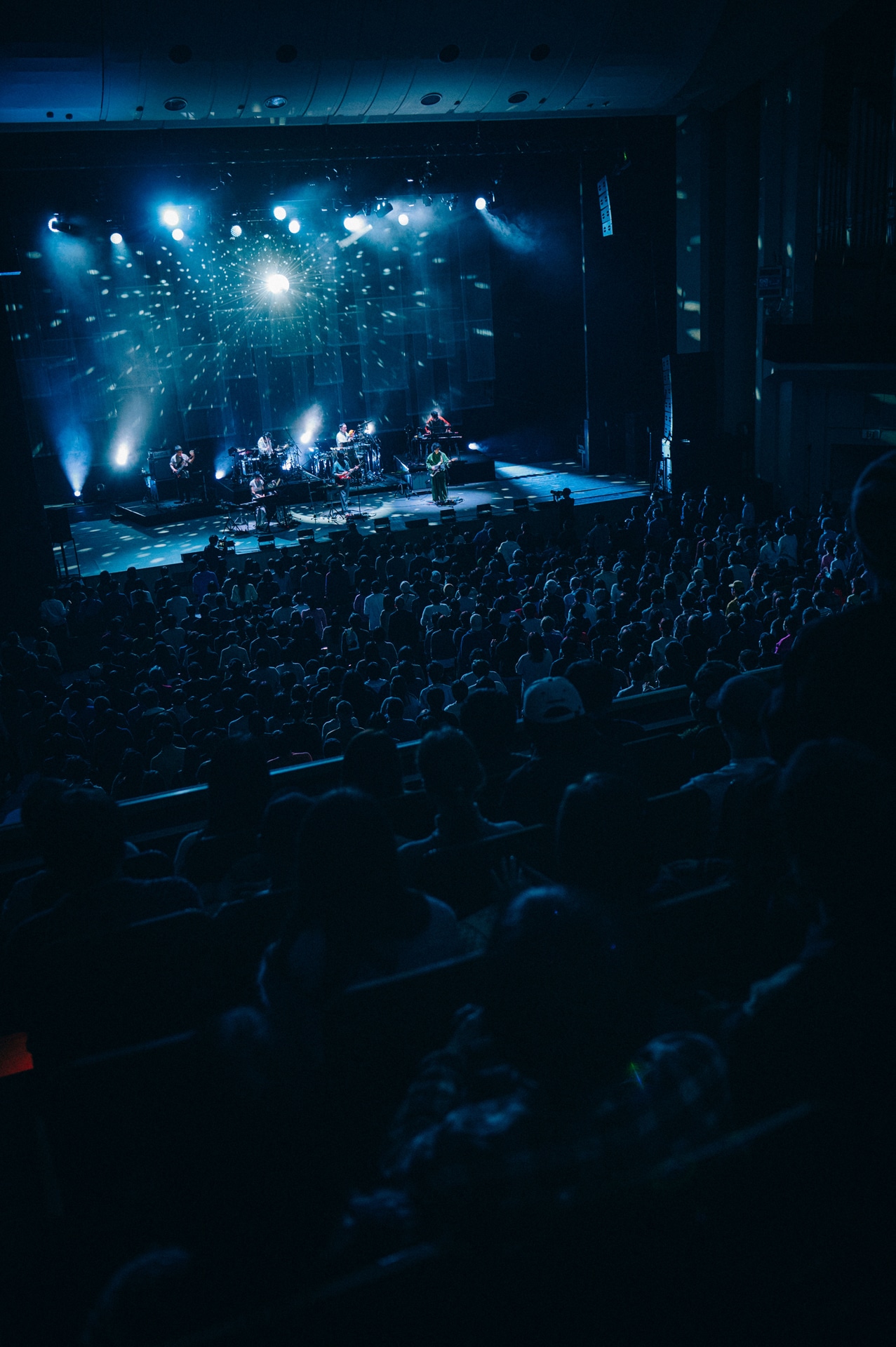 「KIRINJI TOUR 2026」東京・NHKホール公演の様子。（Photo by Kana Tarumi）