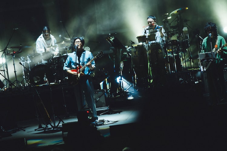 「KIRINJI TOUR 2026」東京・NHKホール公演の様子。（Photo by Kana Tarumi）