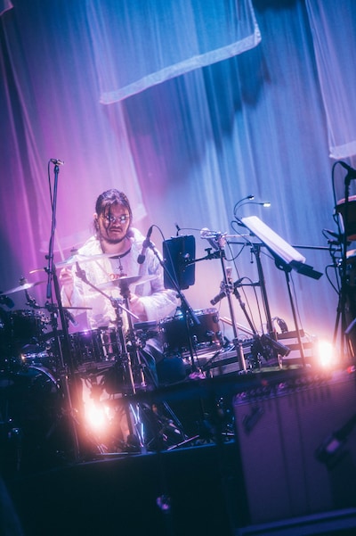 So Kanno（Dr）（Photo by Kana Tarumi）