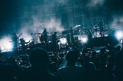 「KIRINJI TOUR 2026」東京・NHKホール公演の様子。（Photo by Kana Tarumi）