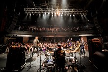 怒髪天「エリア1020 TOUR」Spotify O-EAST公演の様子。写真は2月10日のもの。（撮影：石井麻木）