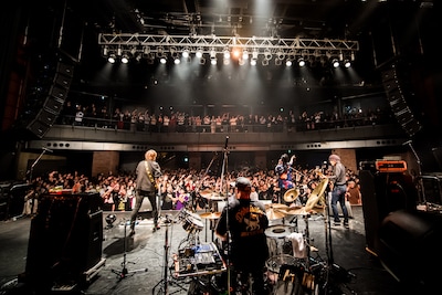 怒髪天「エリア1020 TOUR」Spotify O-EAST公演の様子。写真は2月10日のもの。（撮影：石井麻木）