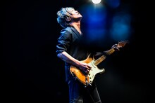 上原子友康（G）（撮影：石井麻木）