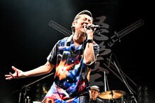 増子直純（Vo）（撮影：石井麻木）