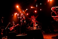 怒髪天「エリア1020 TOUR」Spotify O-EAST公演の様子。写真は2月10日のもの。（撮影：石井麻木）