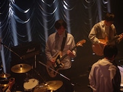 蓮沼執太チームツアー「重力」東京キネマ倶楽部公演の様子。（Photo by Kohei Yamamoto）