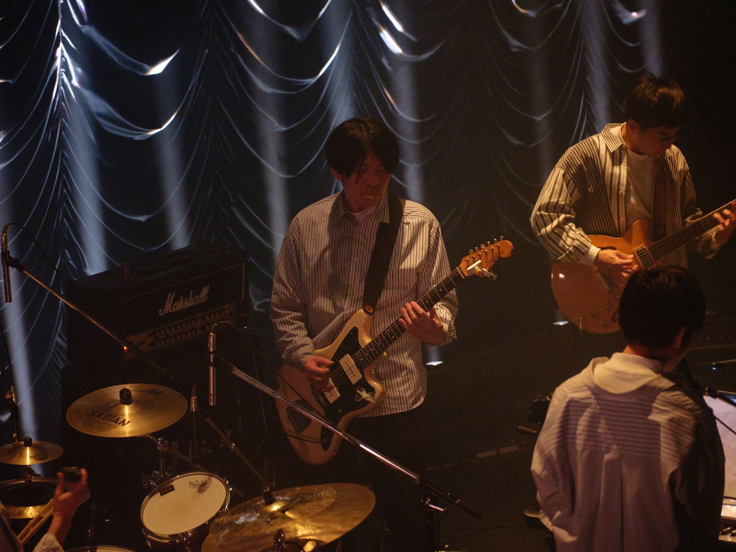 蓮沼執太チームツアー「重力」東京キネマ倶楽部公演の様子。（Photo by Kohei Yamamoto）