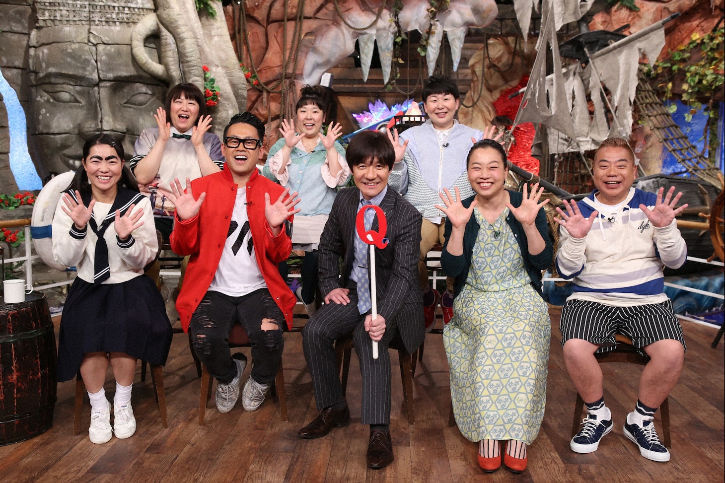 「世界の果てまでイッテQ！」スタジオメンバー©日本テレビ