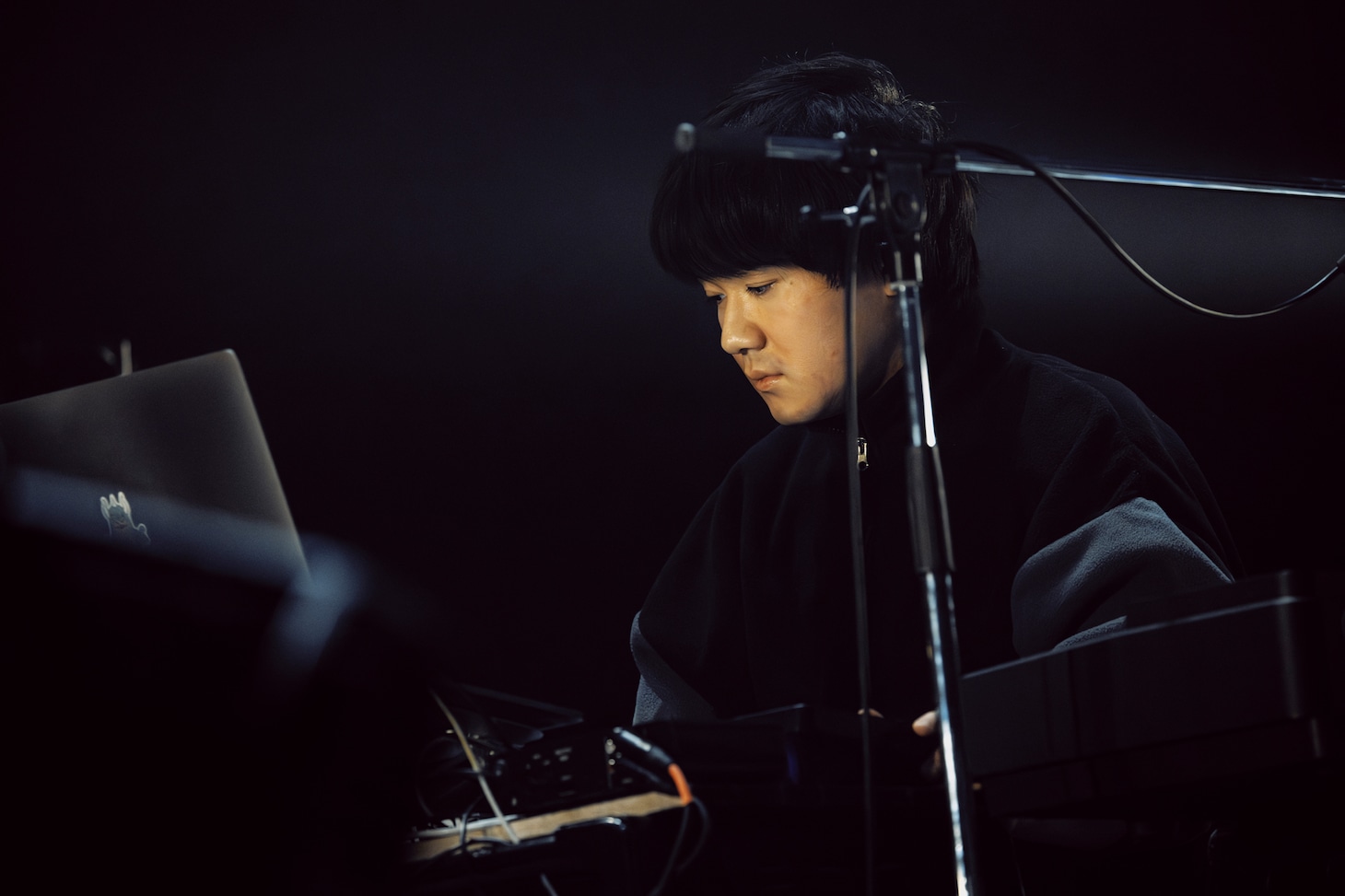 佐藤優介（Key）（Photo by Ray Otabe）