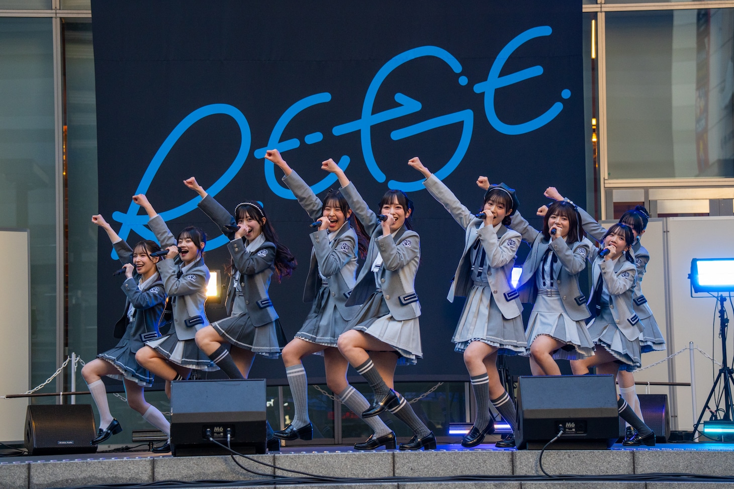 「RE-GEデビューフリーライブ～HAJIMARE GENERATION～」の様子。