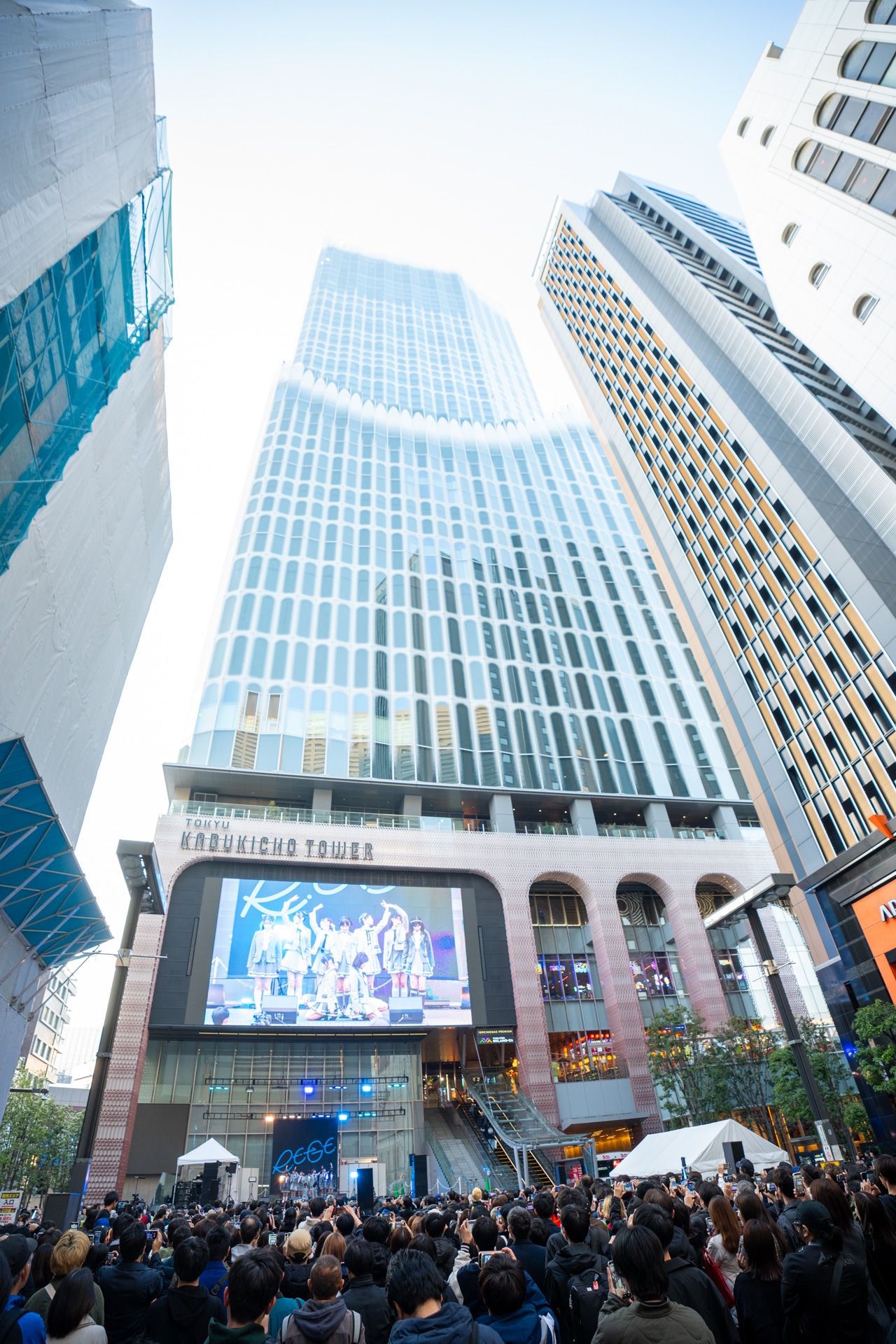 「RE-GEデビューフリーライブ～HAJIMARE GENERATION～」の様子。