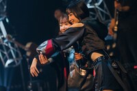 手前からがるむ、ライカ。（撮影：真島洸）