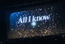 「INUWASI BAND SET TOUR 2025-2026〝狗鷲戦閃〟」ファイナル公演の様子。（撮影：真島洸）