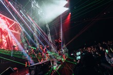 「INUWASI BAND SET TOUR 2025-2026〝狗鷲戦閃〟」ファイナル公演の様子。（撮影：真島洸）