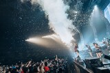 「INUWASI BAND SET TOUR 2025-2026〝狗鷲戦閃〟」ファイナル公演の様子。（撮影：真島洸）