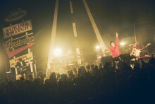 「ライブナタリー “スキマスイッチ × Penthouse”」スキマスイッチのステージの様子。