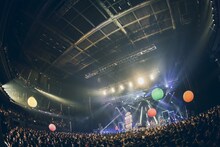 スキマスイッチ×浪岡真太郎＆大島真帆コラボステージの様子。