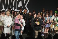 「ジュンジュンありがとう」と涙ながらに語った高橋正樹氏（右）。