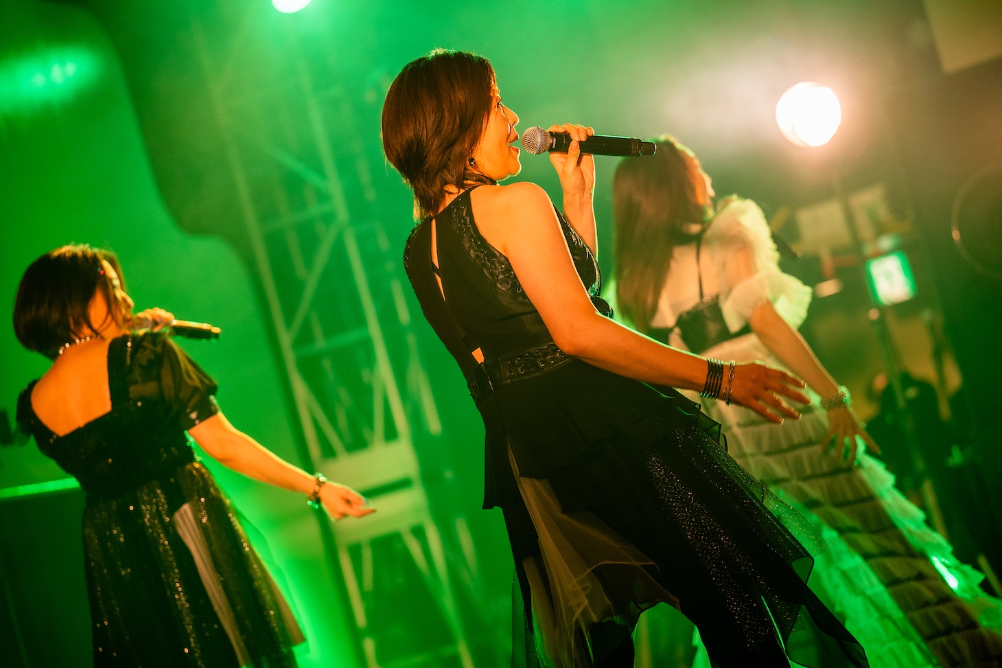 太陽とシスコムーン