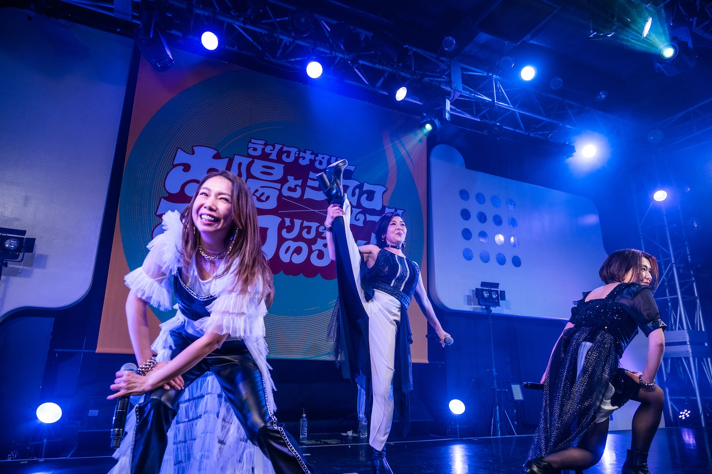 太陽とシスコムーン